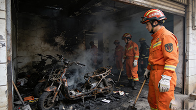 自建房因电动车违规充电起火，房东与租户双双被拘